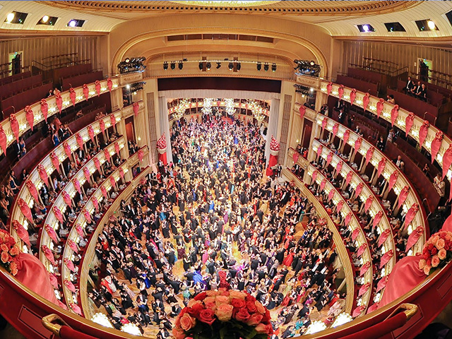 Advent Bécsben - Opera program
