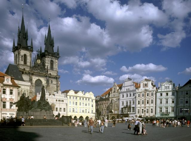 Sörfesztivál Prágában és Karlovy Vary