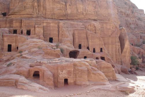 Petra (egésznapos)